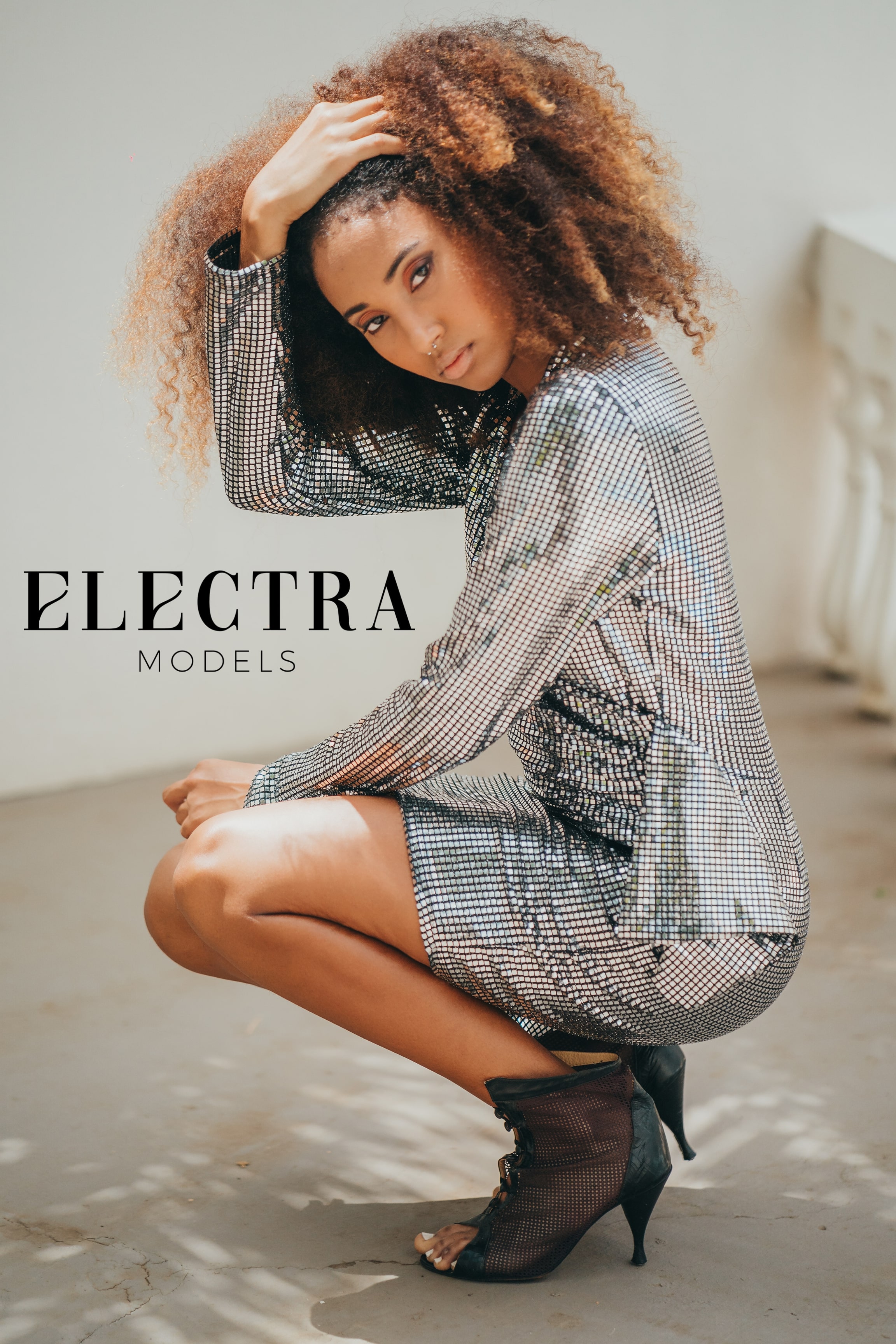 <span  class="uc_style_uc_tiles_grid_image_elementor_uc_items_attribute_title" style="color:#ffffff;">machella-electra-models</span>
